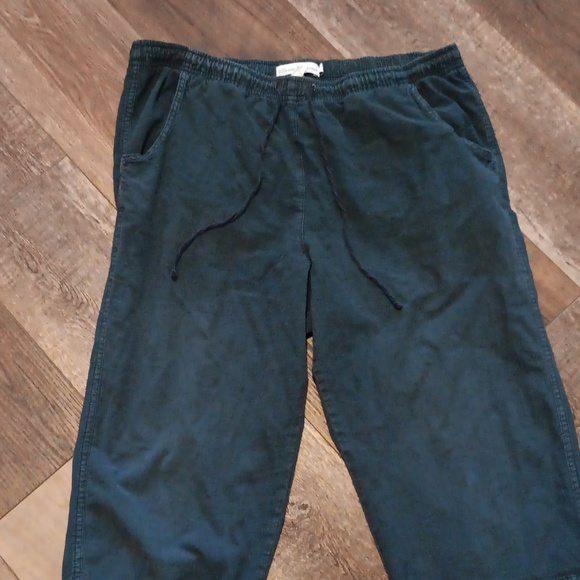 Cotton capris - Picture 2 of 5